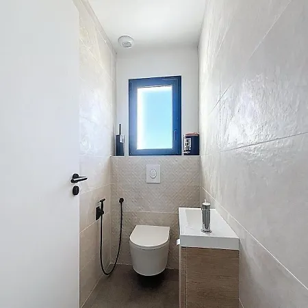 ヴィラ Maison Neuve